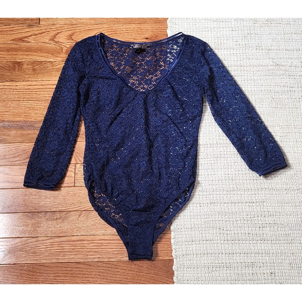 Victoria's Secret Floral Lace Bodysuit Top XS Blue V-Neck Romantic Sheer